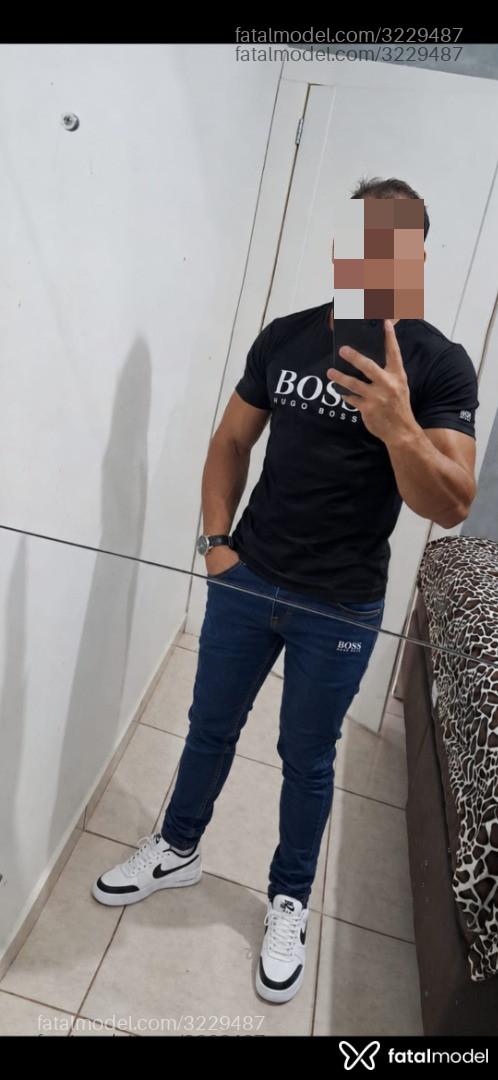Acompanhante homem morena (o) de olhos verdes em Passo Fundo - Beto Tozzo