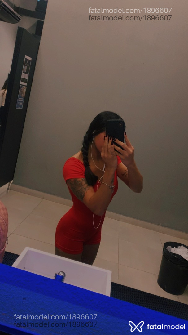 Acompanhante mulher morena (o) de olhos castanhos - Caahh Acompanhante mulher morena (o) de olhos castanhos - Caahh
