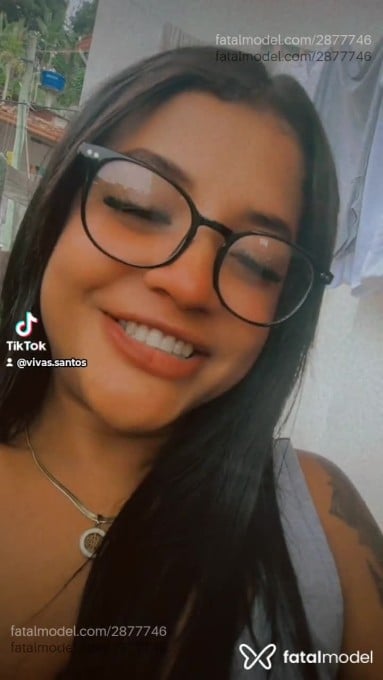Acompanhante mulher morena (o) de olhos pretos em Itacaré Acompanhante mulher morena (o) de olhos pretos em Itacaré - índiavivas