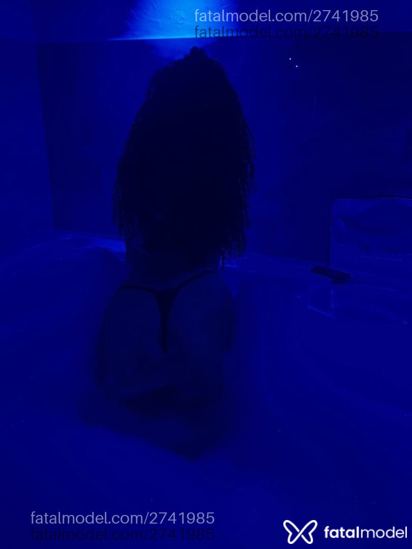 Acompanhante mulher com cabelo castanho de olhos castanhos - Gabrielly