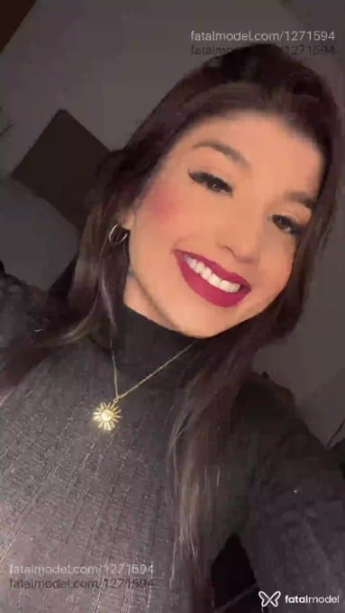 Acompanhante mulher com cabelo castanho de olhos mel em Porto Alegre - Brunatr