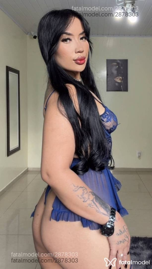 Acompanhante mulher morena (o) de olhos castanhos - Julie