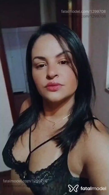 Acompanhante mulher morena (o) de olhos castanhos em João Monlevade - Natacha carolzinha