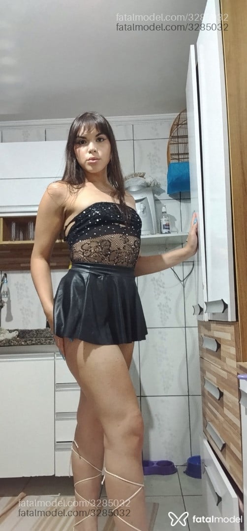 Acompanhante mulher trans com cabelo castanho de olhos castanhos em São Paulo - Sami