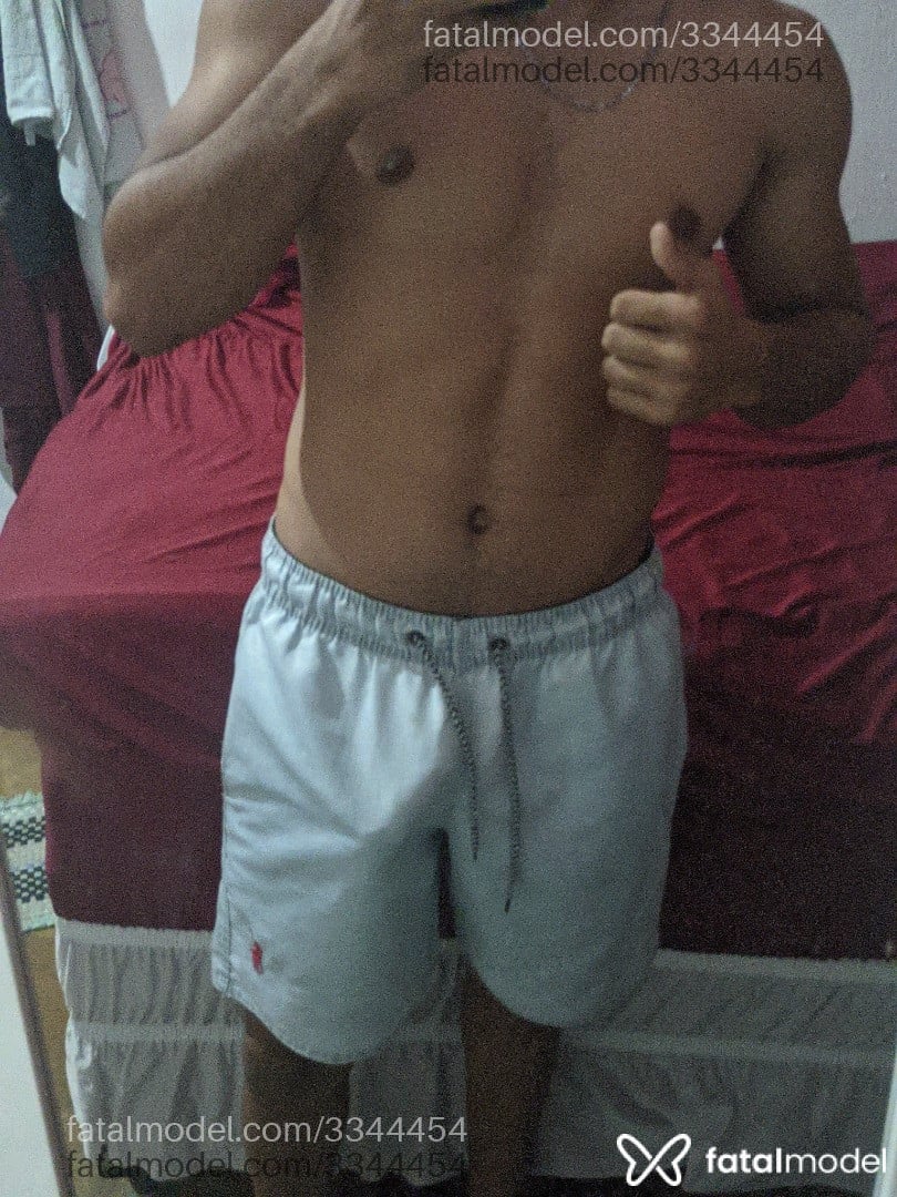 Acompanhante homem morena (o) de olhos castanhos - Kelvin Acompanhante homem morena (o) de olhos castanhos - Kelvin