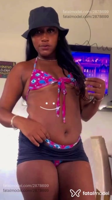 Acompanhante mulher morena (o) de olhos pretos em Recife - Milly