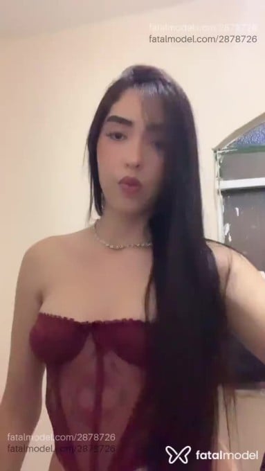 Acompanhante mulher morena (o) de olhos castanhos - Mayumi Acompanhante mulher morena (o) de olhos castanhos - Mayumi