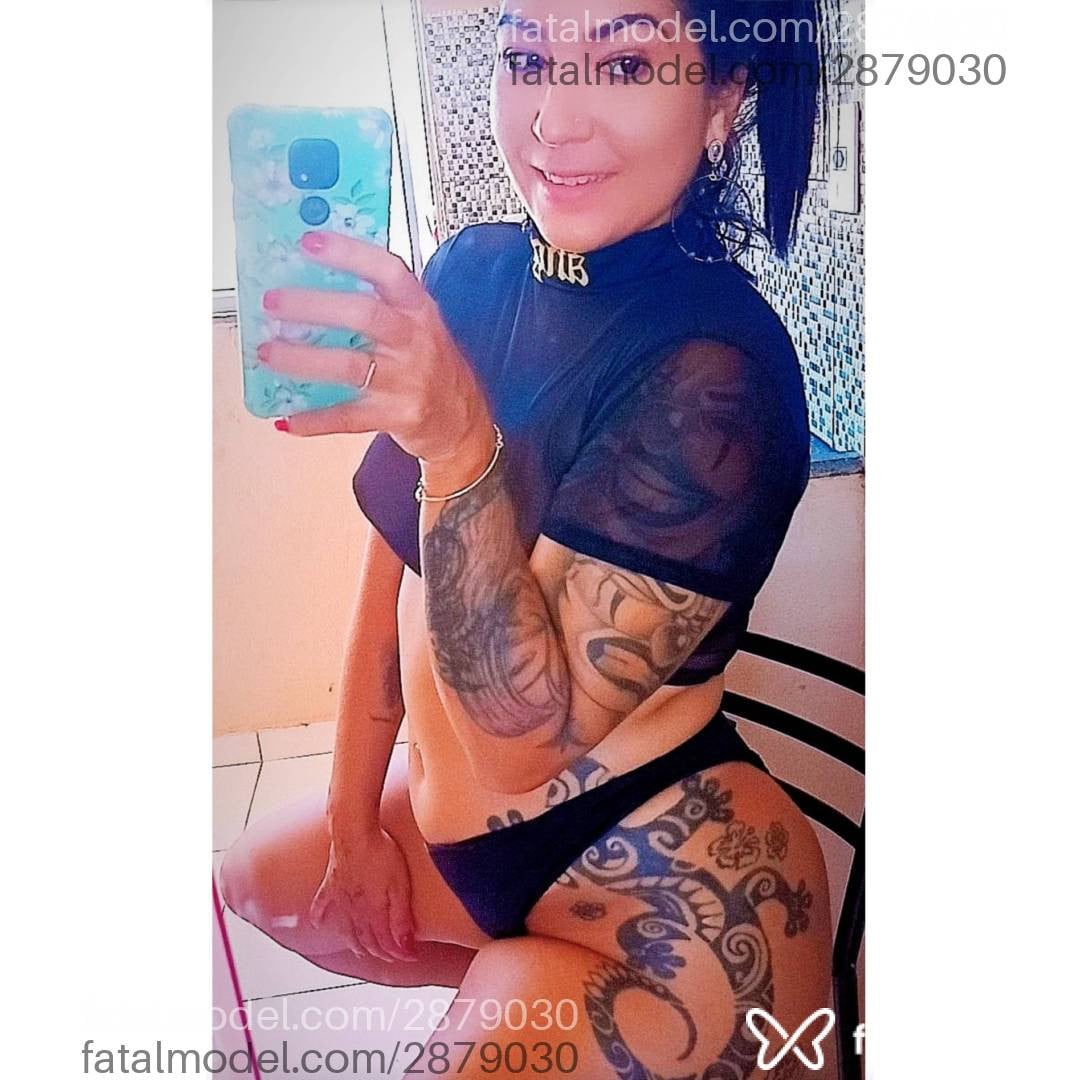 Acompanhante mulher com cabelo castanho de olhos castanhos - Tayla Oliveira