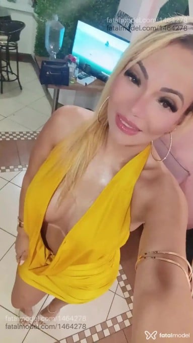 Acompanhante mulher loira (o) de olhos mel em Araraquara Acompanhante mulher loira (o) de olhos mel em Araraquara - Bruna