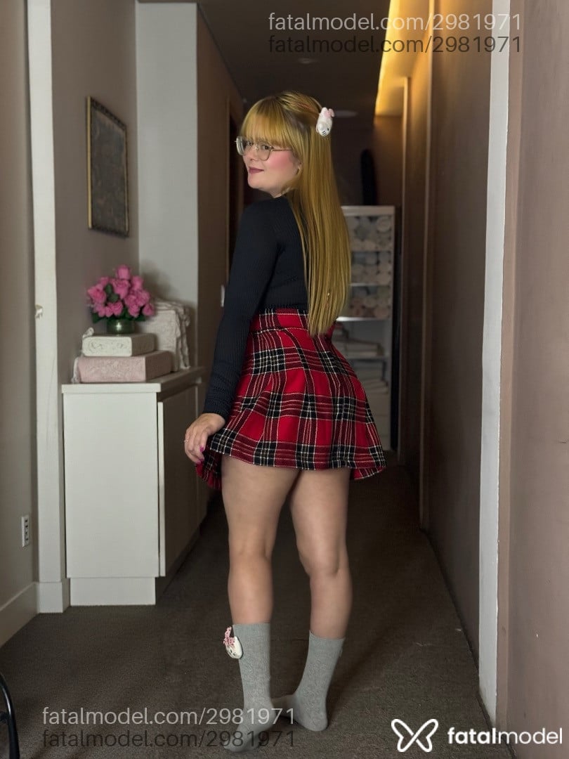 Acompanhante mulher ruiva (o) de olhos verdes em Curitiba - Nicole