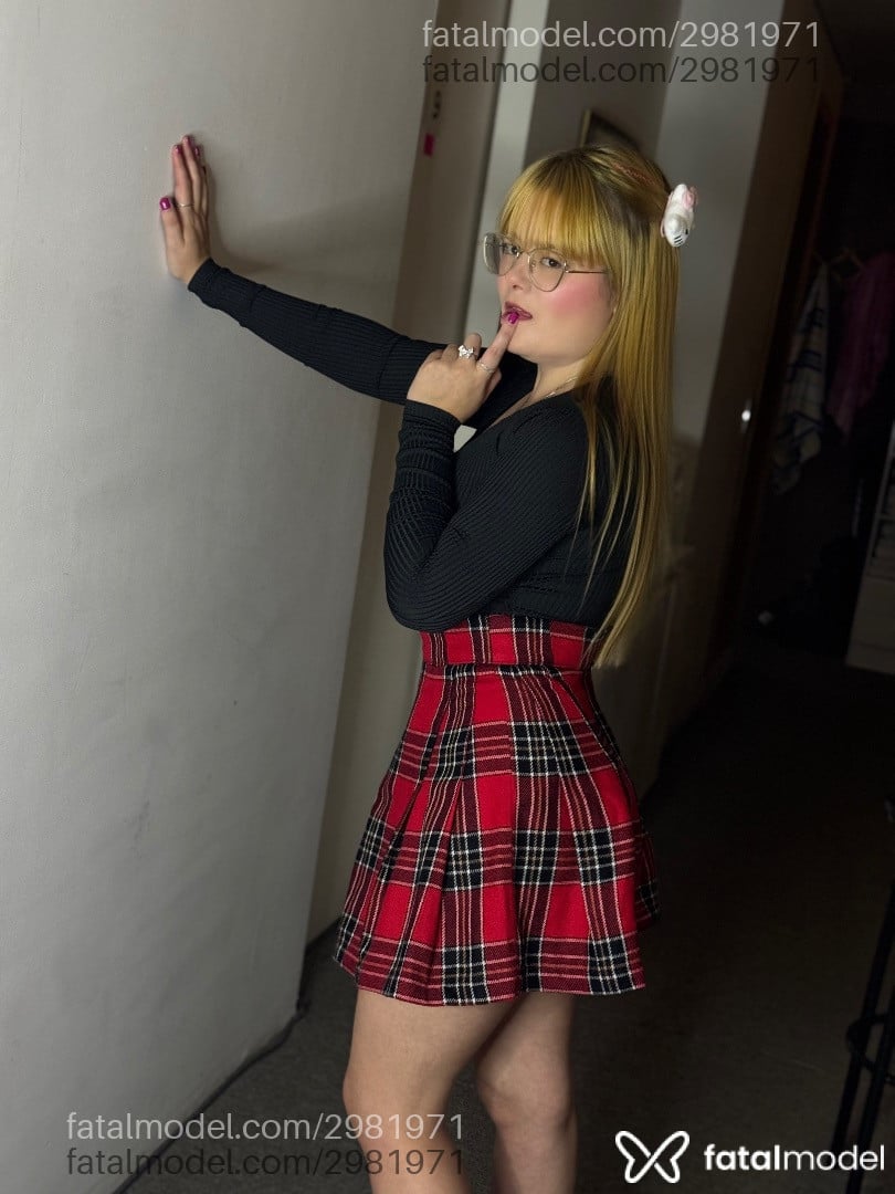 Acompanhante mulher ruiva (o) de olhos verdes em Curitiba - Nicole