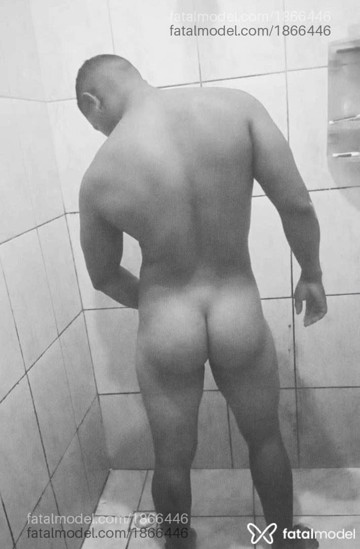 Acompanhante homem morena (o) de olhos mel em Altamira Acompanhante homem morena (o) de olhos mel em Altamira - Adão