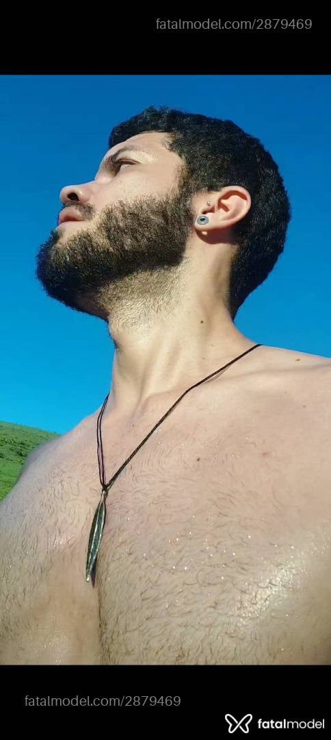 Acompanhante homem morena (o) de olhos castanhos em Rio de Janeiro - ícaro