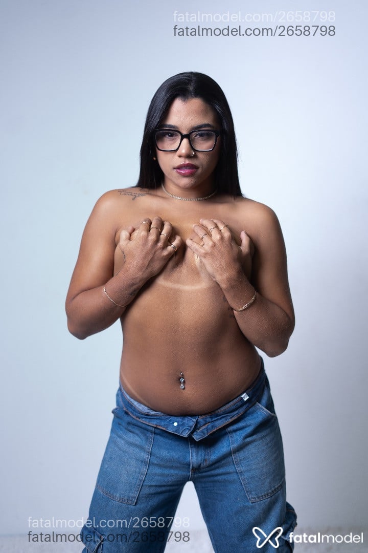 Acompanhante mulher morena (o) de olhos pretos em Fortaleza - Sophie