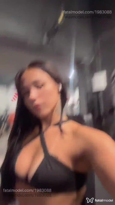 Acompanhante mulher morena (o) de olhos castanhos - Pérola Acompanhante mulher morena (o) de olhos castanhos - Pérola