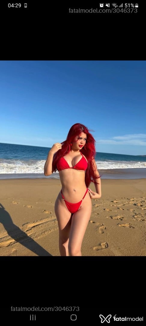 Acompanhante mulher trans ruiva (o) de olhos castanhos em Goiânia - Briza Oliver
