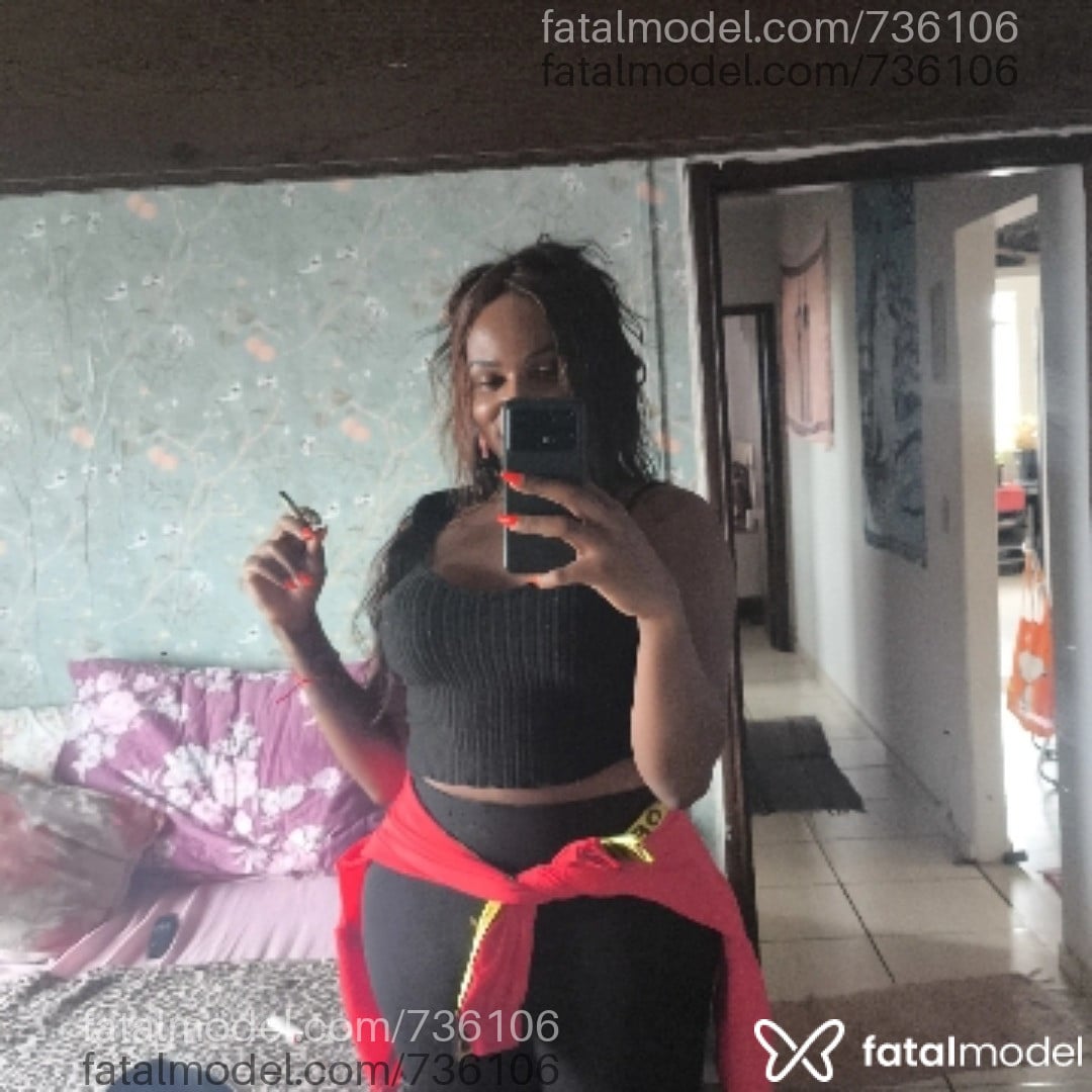 Acompanhante travesti morena (o) de olhos mel em Varginha - JhesikaBombom