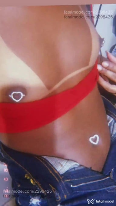 Acompanhante mulher trans morena (o) de olhos pretos em Rio de Janeiro - Mercedes