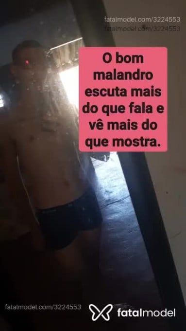 Acompanhante homem com cabelo castanho de olhos castanhos em Ribeirão Preto - Carlos Adeus