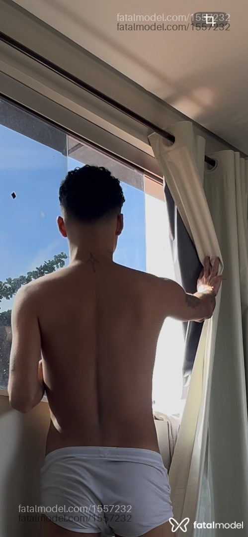 Acompanhante homem com cabelo castanho de olhos castanhos em Belo Horizonte - Igor Neif