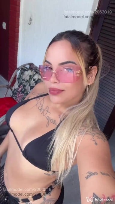 Acompanhante mulher loira (o) de olhos mel em Montes Claros Acompanhante mulher loira (o) de olhos mel em Montes Claros - Mary Nunes