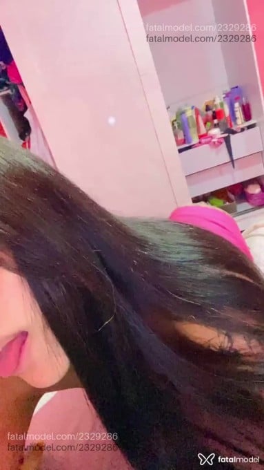 Acompanhante mulher trans morena (o) de olhos mel - Heloísa Acompanhante mulher trans morena (o) de olhos mel - Heloísa