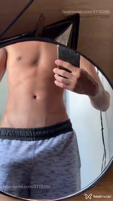 Acompanhante homem morena (o) de olhos pretos - Rafael Lirá