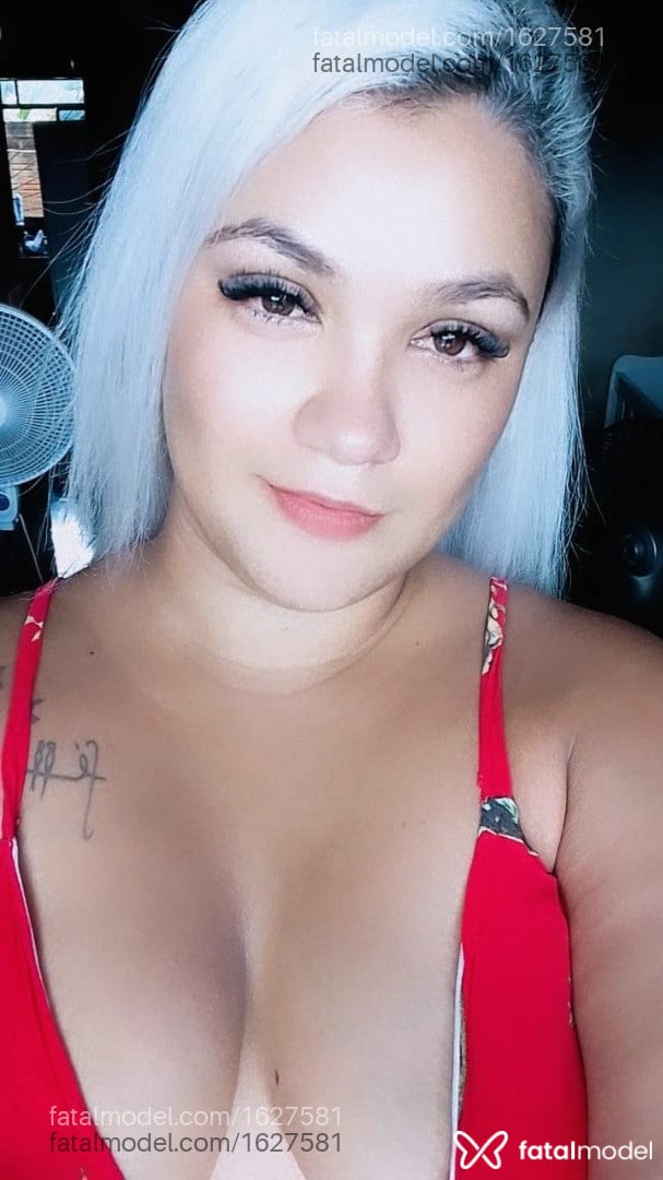Acompanhante mulher loira (o) de olhos castanhos em Ariquemes - Rhadassa Rhicary