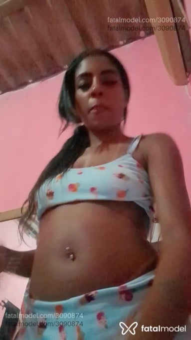 Acompanhante mulher morena (o) de olhos pretos em Cabo Frio Acompanhante mulher morena (o) de olhos pretos em Cabo Frio - Bombomzinha