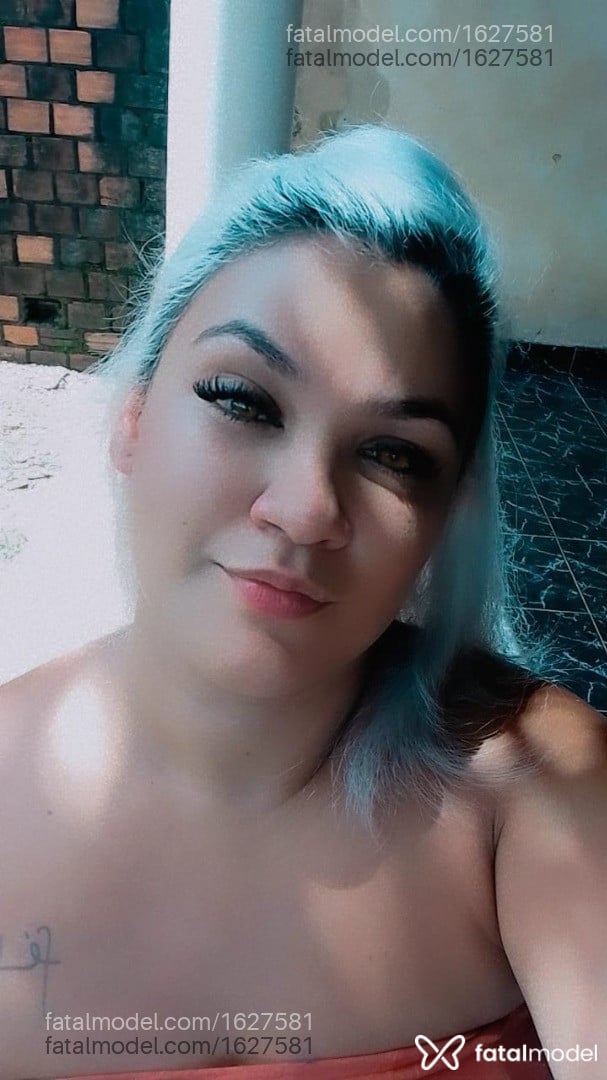 Acompanhante mulher loira (o) de olhos castanhos em Ariquemes - Rhadassa Rhicary