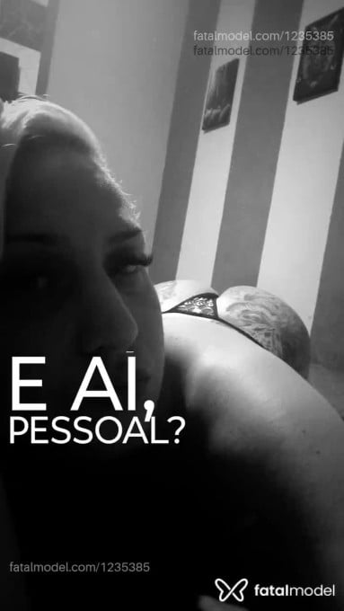 Acompanhante travesti loira (o) de olhos verdes em Muriaé - Mel blond