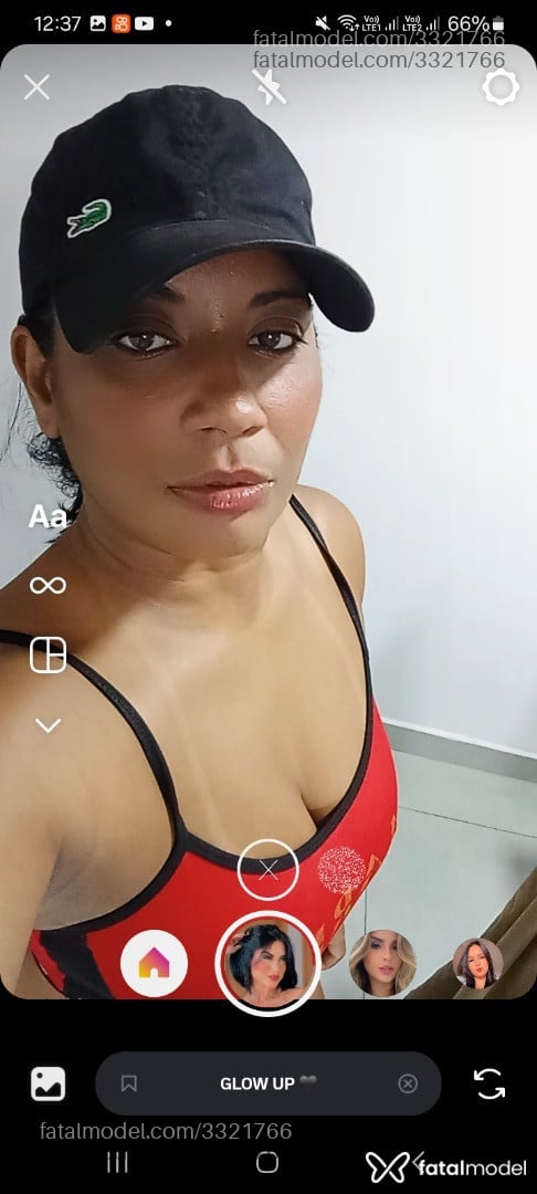 Acompanhante mulher morena (o) de olhos castanhos em Virtual Acompanhante mulher morena (o) de olhos castanhos em Virtual - Carol