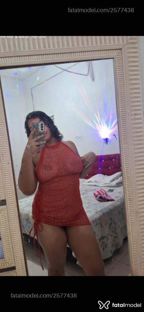 Acompanhante mulher morena (o) de olhos castanhos - Kaka Acompanhante mulher morena (o) de olhos castanhos - Kaka