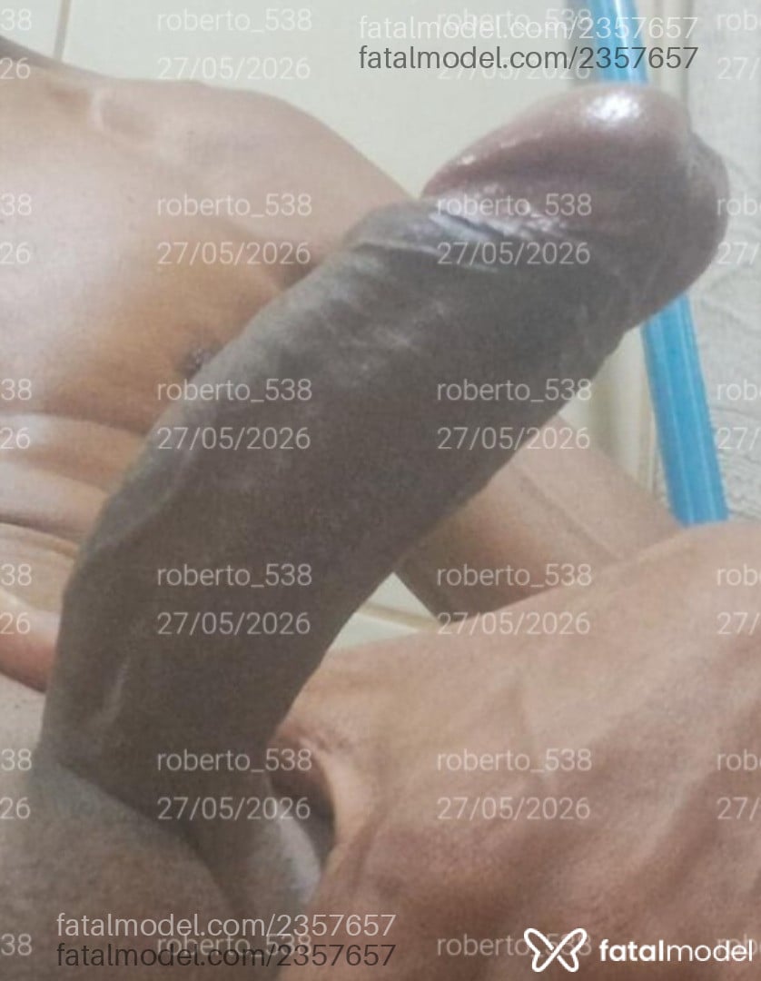 Acompanhante homem sem cabelo de olhos pretos em Presidente Prudente Acompanhante homem sem cabelo de olhos pretos em Presidente Prudente - Negro