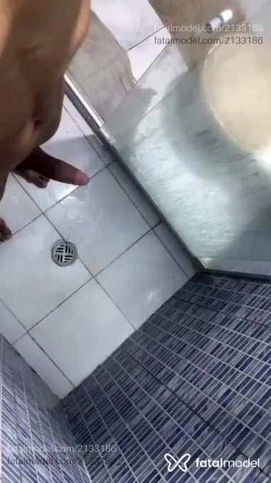 Acompanhante homem morena (o) de olhos castanhos - Foguinhovida Acompanhante homem morena (o) de olhos castanhos - Foguinhovida