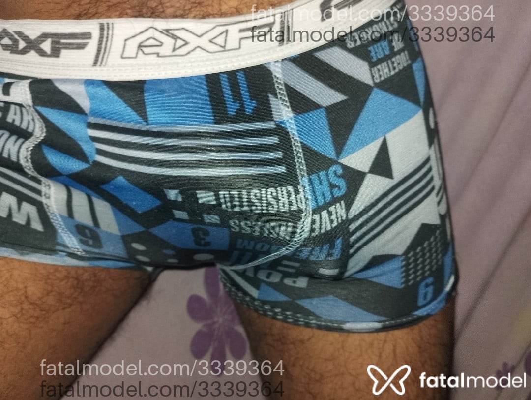 Acompanhante homem morena (o) de olhos castanhos em Suzano - Mike