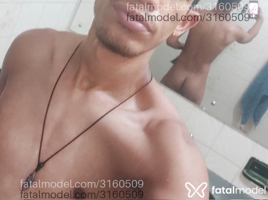 Acompanhante homem morena (o) de olhos castanhos em Ribeirão Preto - Luarr