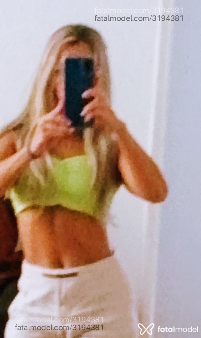 Acompanhante mulher loira (o) de olhos mel em Rio de Janeiro - Manu Borges