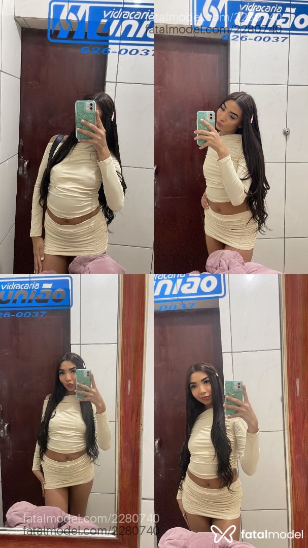 Acompanhante mulher com cabelo castanho de olhos castanhos em Tubarão - Kamily