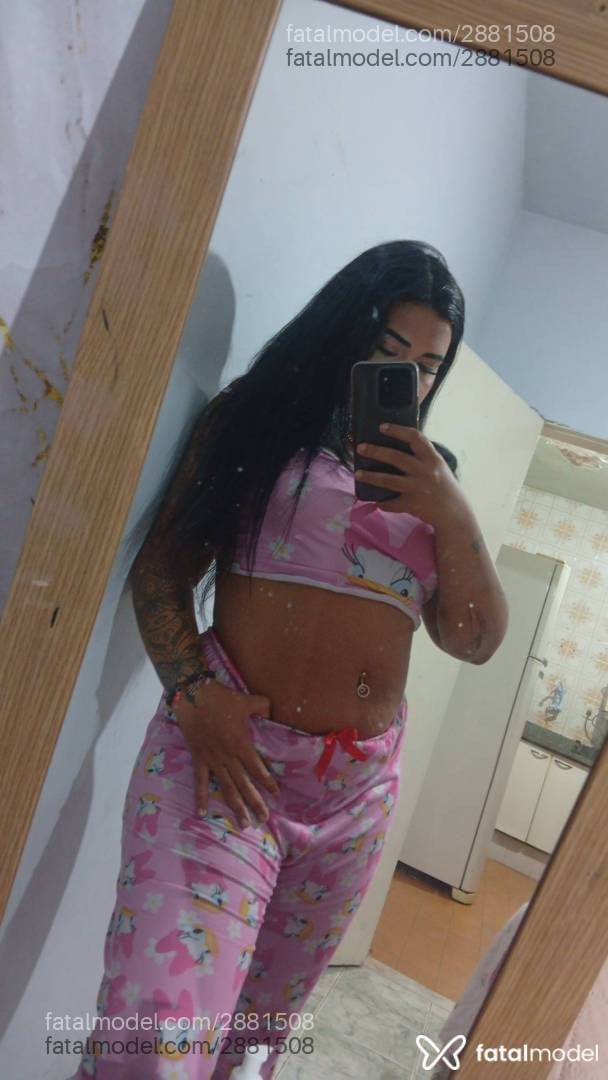 Acompanhante mulher morena (o) de olhos pretos - Isabelly