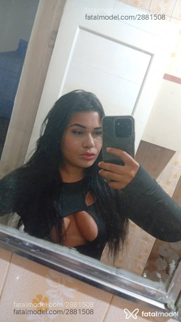 Acompanhante mulher morena (o) de olhos pretos - Isabelly