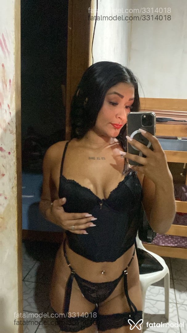 Acompanhante mulher morena (o) de olhos castanhos em Ji-Paraná - Luna Liz