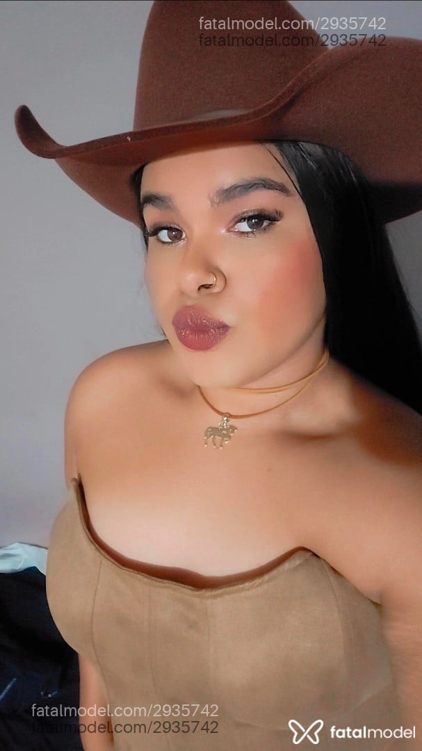 Acompanhante mulher trans morena (o) de olhos castanhos em Jales - lissa