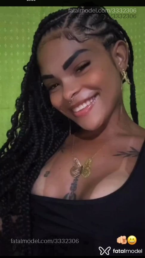 Acompanhante mulher trans morena (o) de olhos castanhos em Simões Filho - Kelly