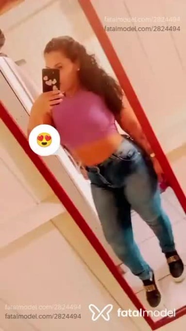 Acompanhante mulher com cabelo castanho de olhos castanhos em Santa Maria - Ritinha
