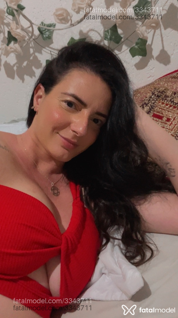 Acompanhante mulher com cabelo castanho de olhos castanhos - Luna Nandes