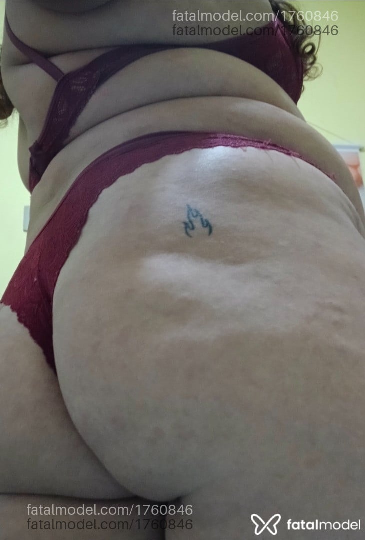 Acompanhante mulher com cabelo castanho de olhos castanhos em Belo Horizonte - Bianca Bento