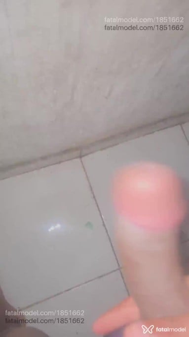 Acompanhante homem morena (o) de olhos castanhos em Maceió - Pretinhojob
