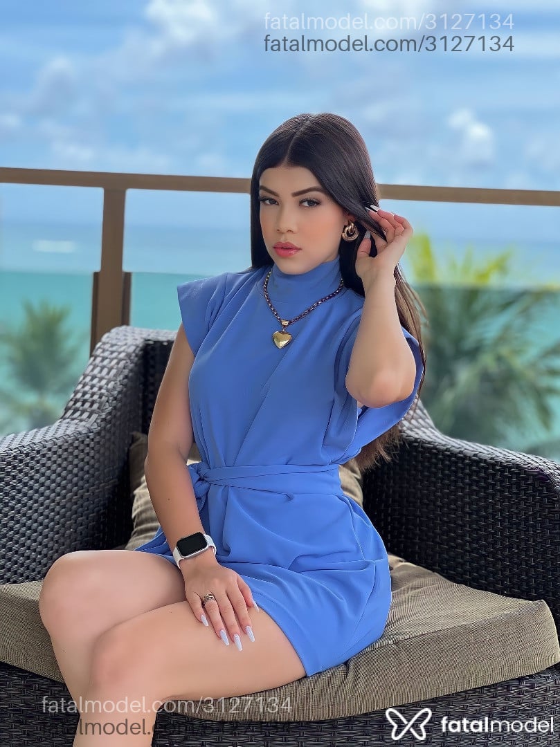 Acompanhante mulher com cabelo castanho de olhos pretos - Angel Acompanhante mulher com cabelo castanho de olhos pretos - Angel