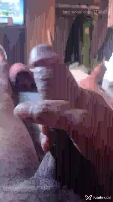 Acompanhante homem morena (o) de olhos pretos em Mogi Guaçu - Negro